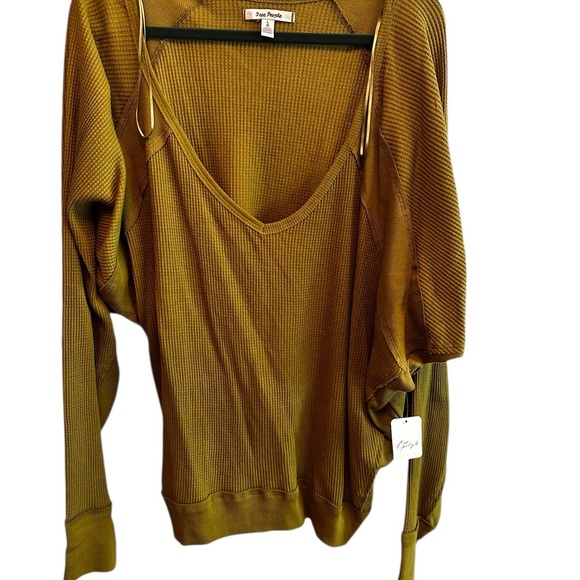 Free People Tops - NWT Army Green Free People Ribbed Top